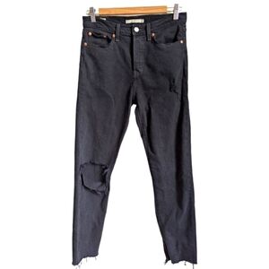 LEVI'S Black Wedgie Distressed Cotton Minimalist Casual Contemporary Size 26